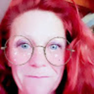 Meet your Posher, Angie